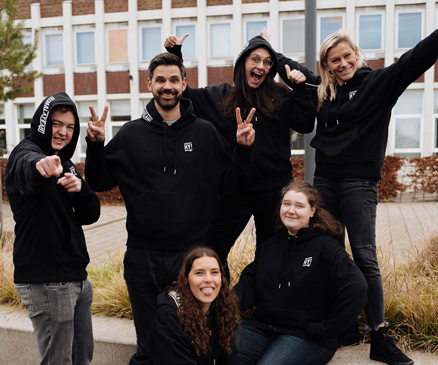Teamfoto der Eventagentur Himalayeah! zum Geburtstag der Agentur